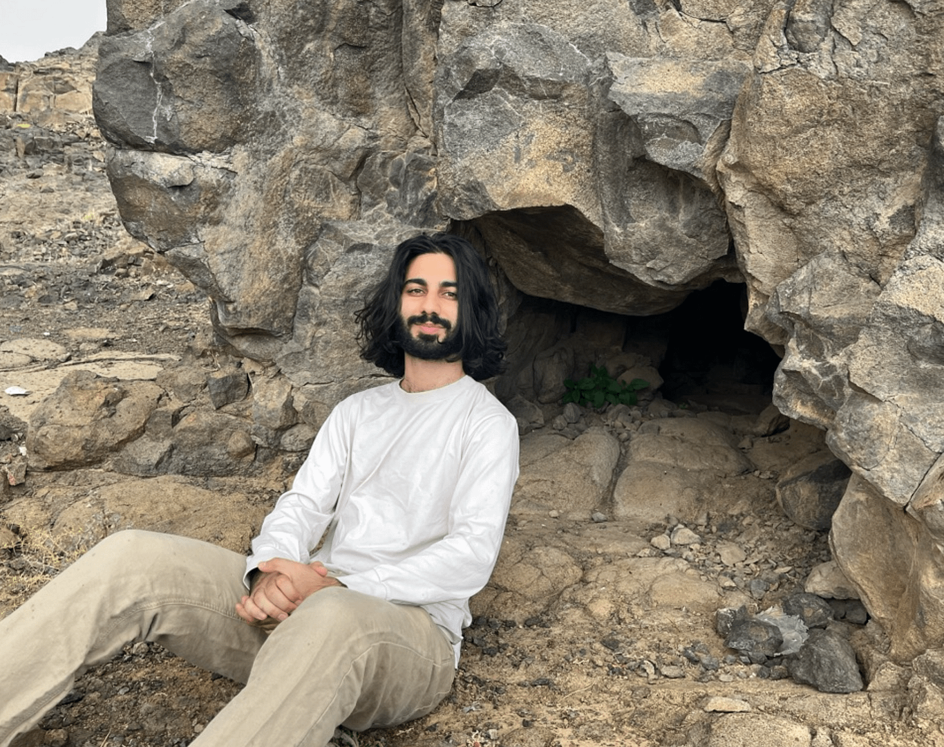 Koosha Azim at Ghar Al-Sajdah